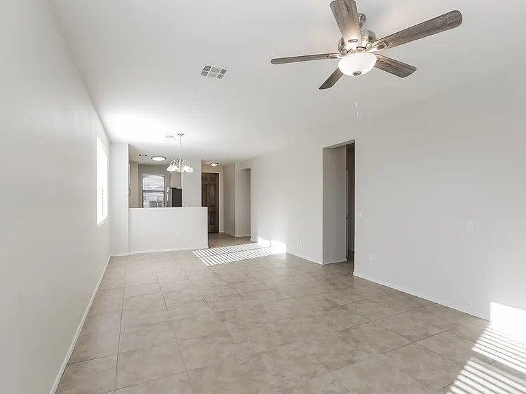 2202 W Gold Dust Ave — Photo 4