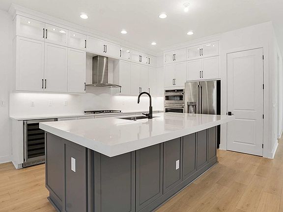 Island Kitchen