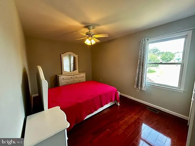 4574 White Oak Ln — Photo 11