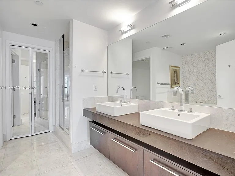 17121 Collins Ave #3206 — Photo 10
