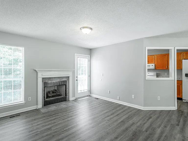 6130 Blue Ash Dr — Photo 16
