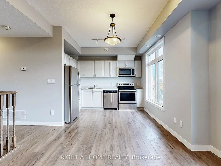 630 Rogers Rd #14 — Photo 8