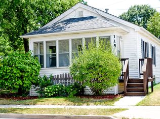 115 W High St, Morris, IL 60450