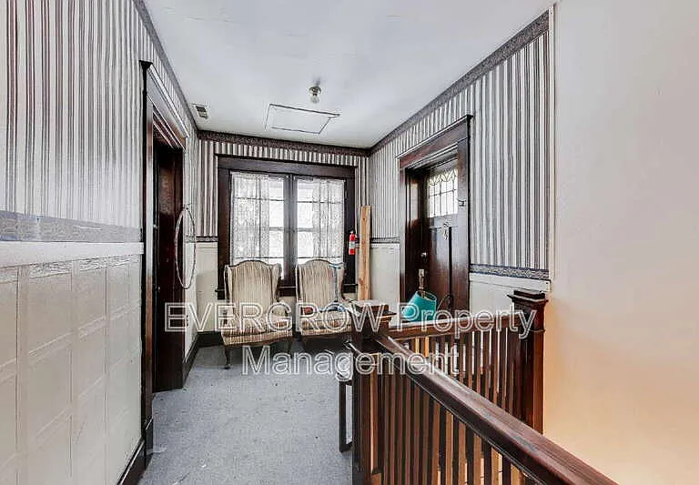 945 Woodruff Place Middle Dr #4 — Photo 7