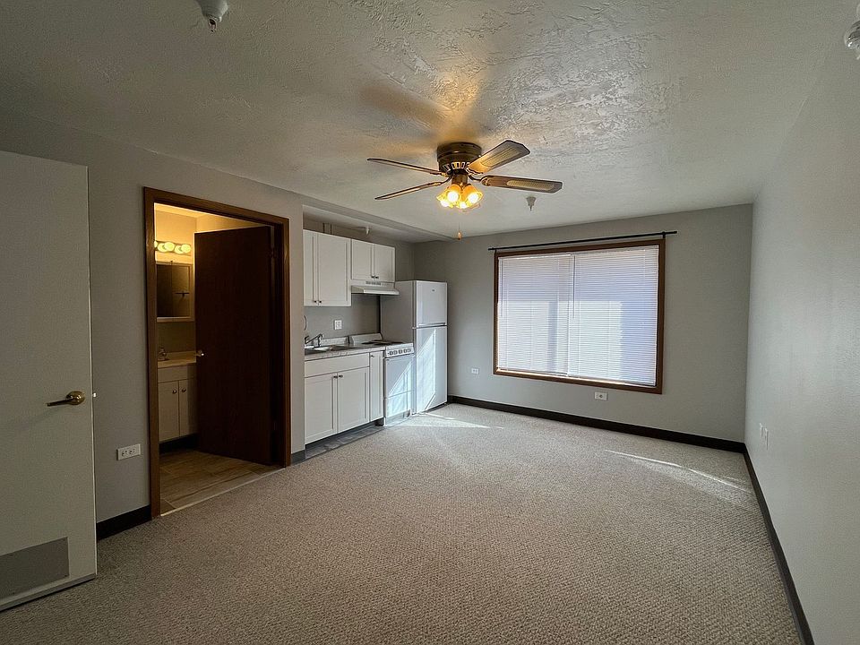 1st image of 491 Caswell Ave W #303