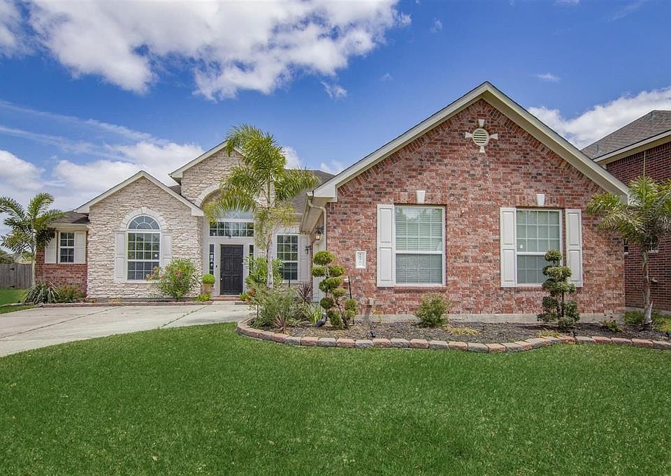 1st image of 11307 Riverstone Lake Ln