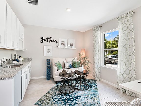 Extra Suite Plus living room