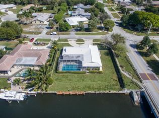 2018 Ascott Rd, North Palm Beach, FL 33408