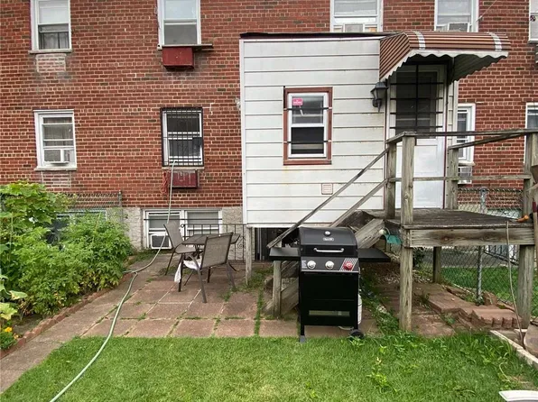 12-23 118th Street, College Point, NY 11356