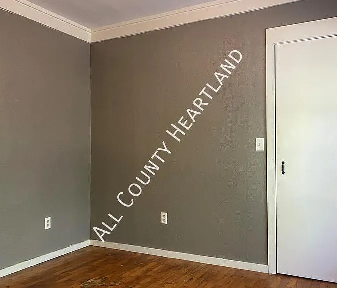 219 W Kenworthy St — Photo 20