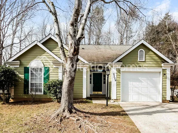 9224 Stone Abbey Pl, Charlotte, NC 28215