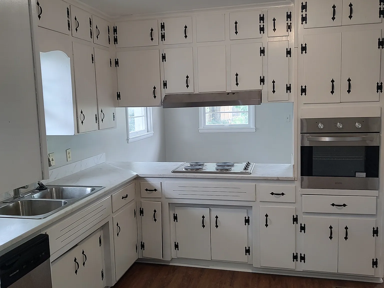 4 bed, 1419 sqft, $2,200 — Photo 4
