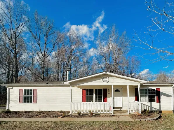 1007 Phillip Dr, Portland, TN 37148