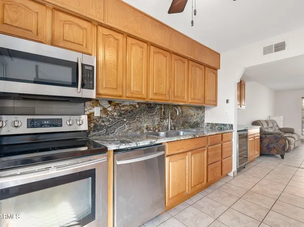 8241 N Central Avenue #11, Phoenix, AZ 85020
