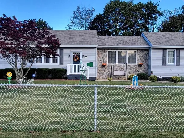 101 Oaklawn Ter, Vineland, NJ 08361