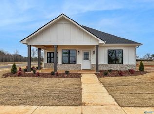 22146 Mulligan Pkwy, Athens, AL 35613