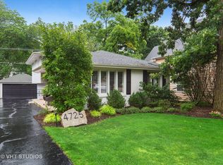 4725 Middaugh Ave, Downers Grove, IL 60515