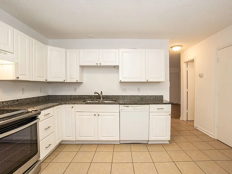 5410 Talserwood Dr — Photo 13
