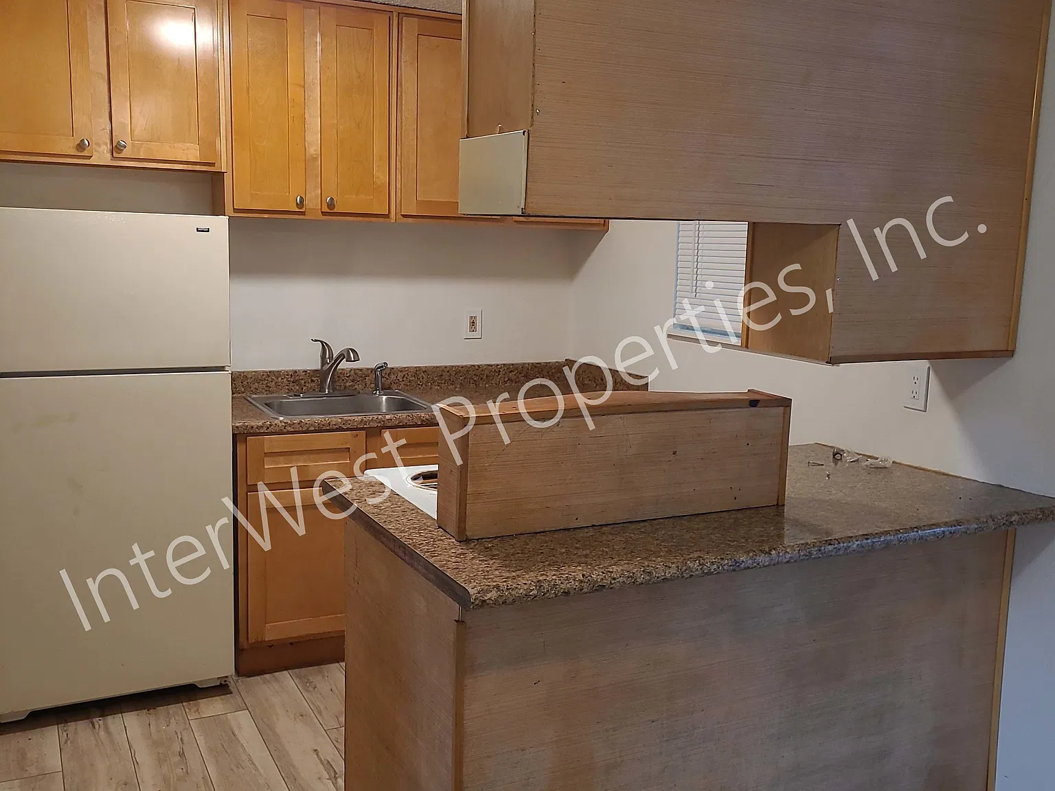 2 bed, 850 sqft, $1,595 — Photo 4
