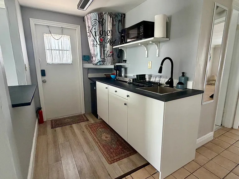 13729 Cox Ave — Photo 31