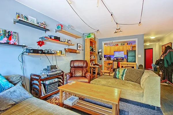 Rented by Douglas Elliman | media 17