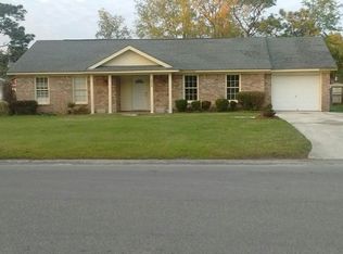 225 Longleaf Rd, Summerville, SC 29486