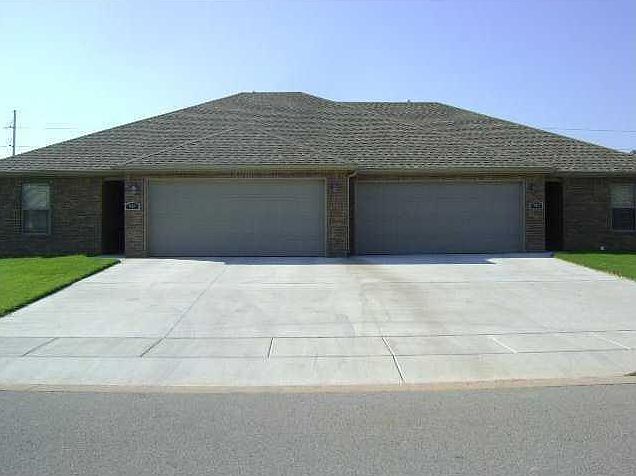 1st image of 1006 Kensington Dr