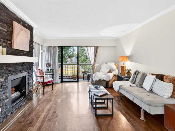 11957 223rd St #208, Maple Ridge, BC V2X 5Y4
