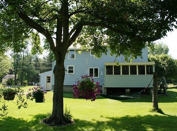 2nd image of 1157 Sunset Dr