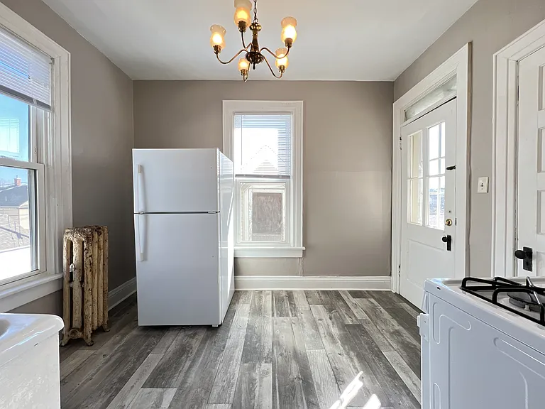 1262 University Ave #3 — Photo 8