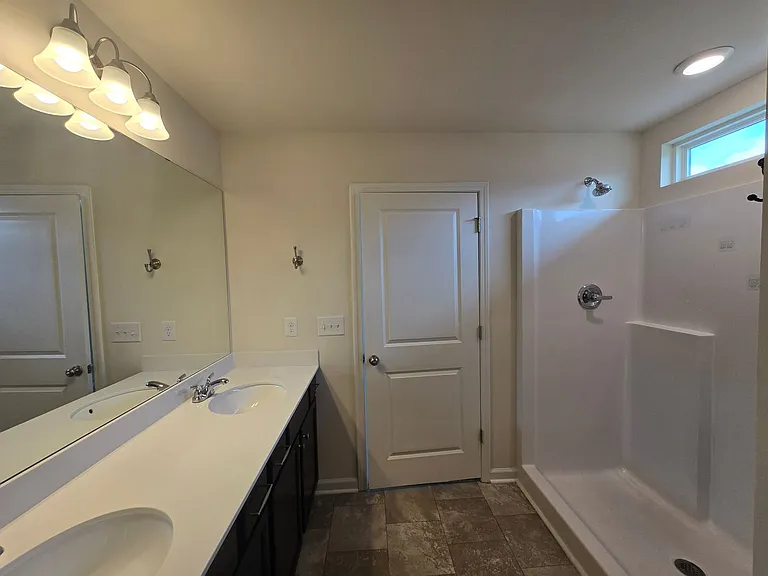 76 Saddle Oaks Ln — Photo 13