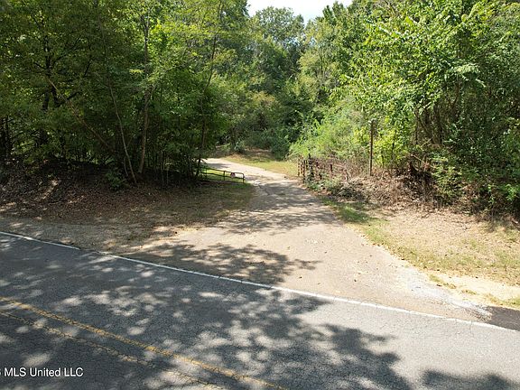 3rd image of China Grove Rd