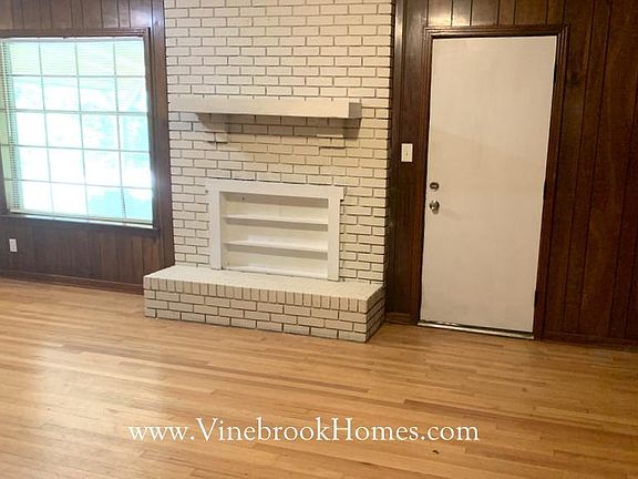 3rd image of 5002 Scottsdale Ave