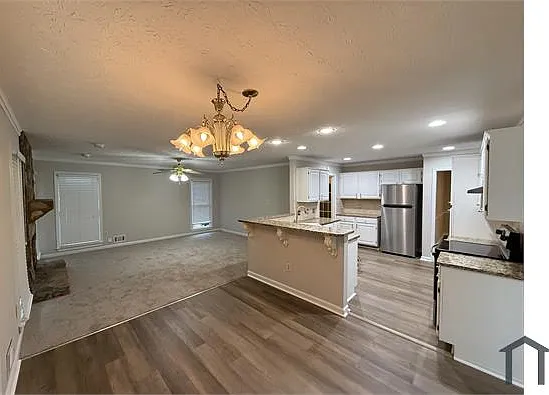 261 Hambridge Ct — Photo 9