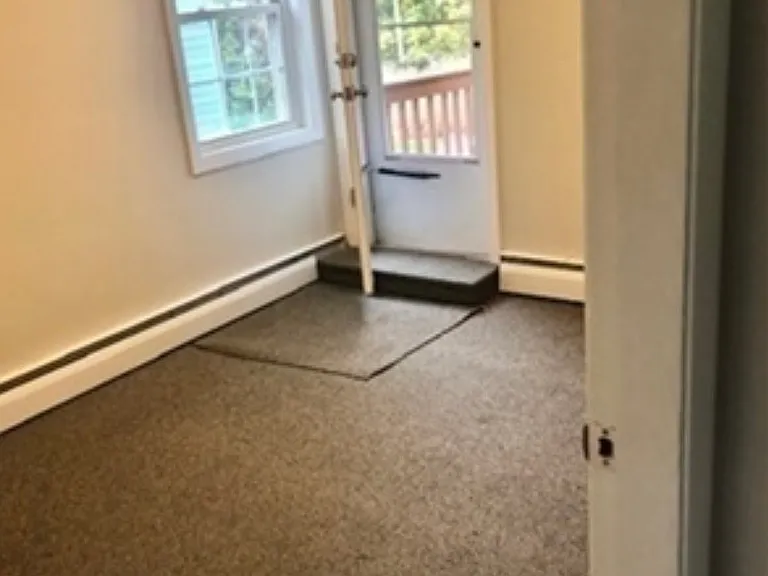 393 Main St — Photo 9