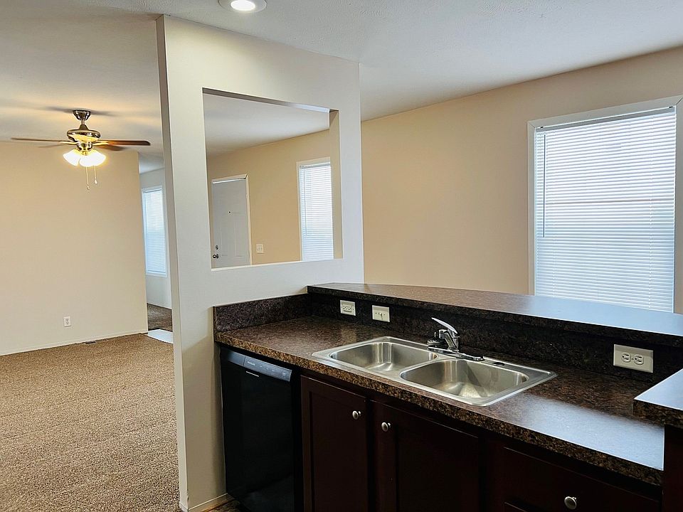 2nd image of 4020 County Farm Rd #264