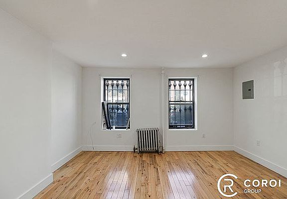 3rd image of 1128 Lafayette Ave #1F