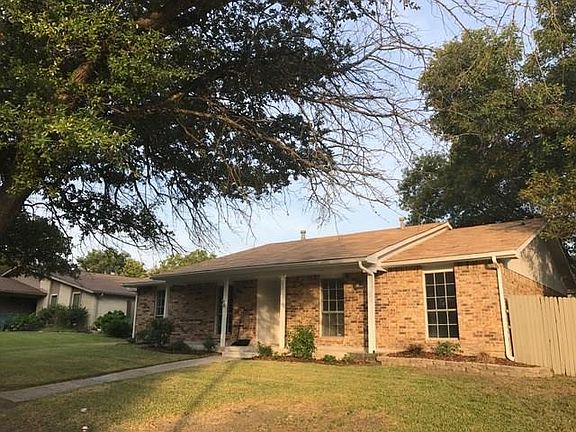 5th image of 2933 Clover Valley Dr