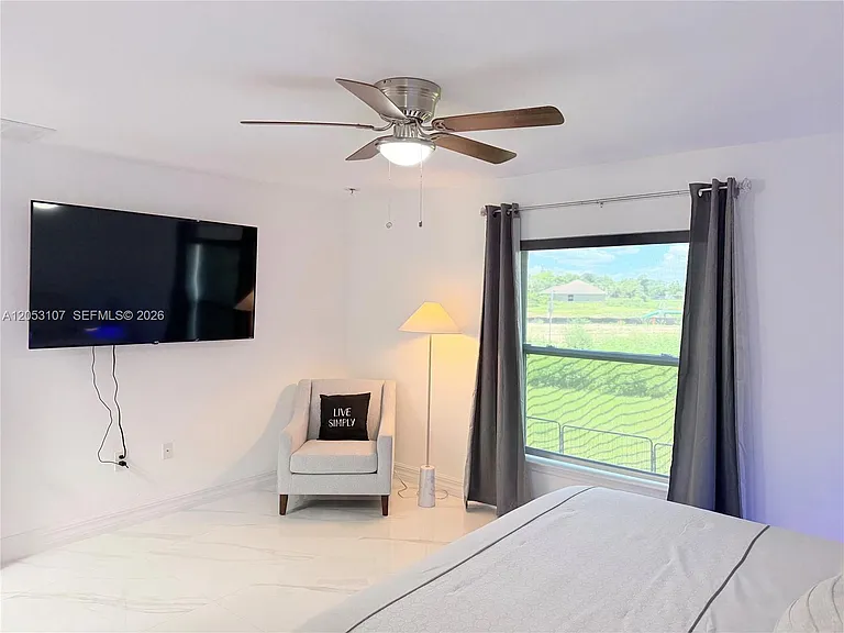 700 Connecticut Ln — Photo 33