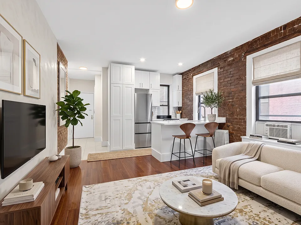 7 Carmine St #3