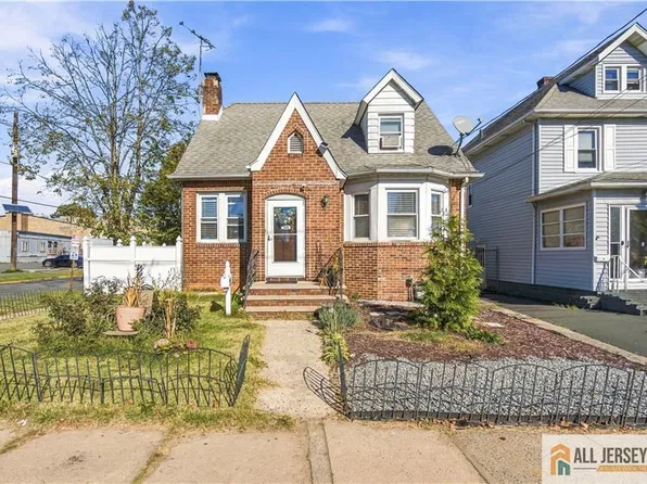 836 Summit St, Linden, NJ 07036