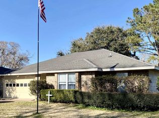 5010 Sue Ave, Groves, TX 77619