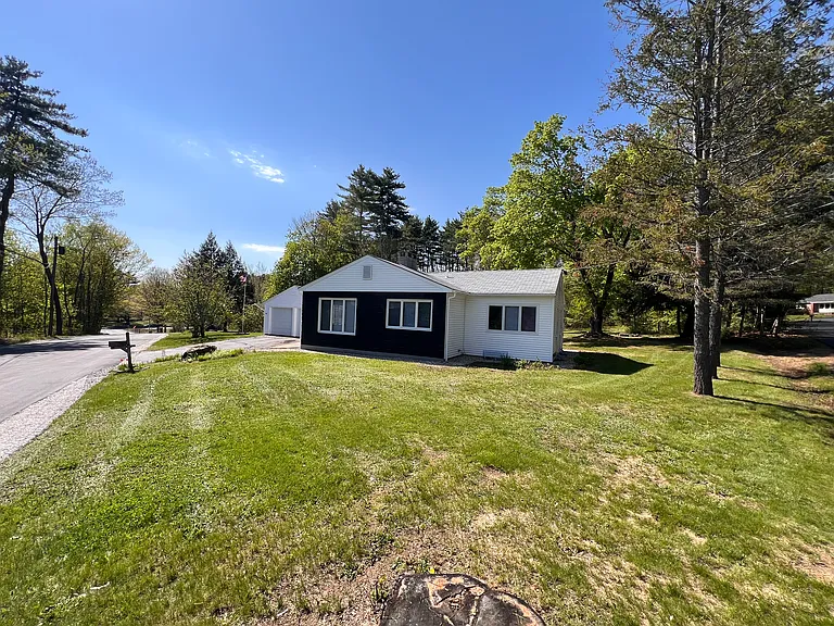 152 Woodland Ave — Photo 31
