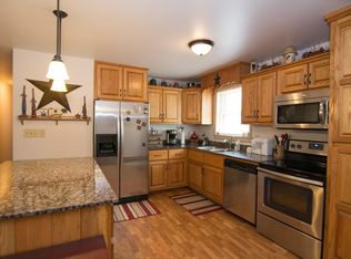 736 Ike Clark Cir, Lewisburg, WV 24901