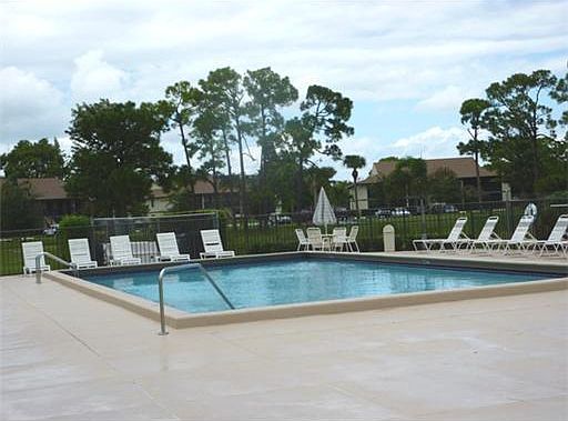 5th image of 6257 Chasewood Dr APT D