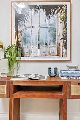 Sold by Compass | media 17