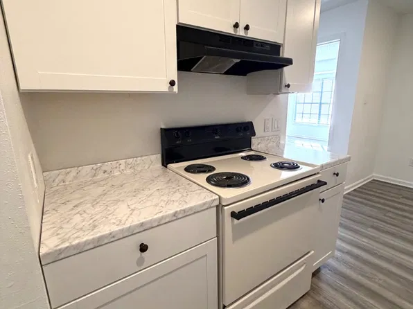 109 Limoges St #D, Duson, LA 70529