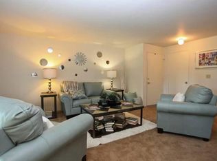 812 12th Ave SE APT T9, Puyallup, WA 98372