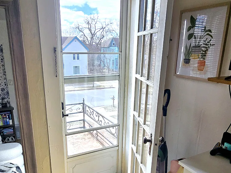 648 Wisconsin St #3 — Photo 4