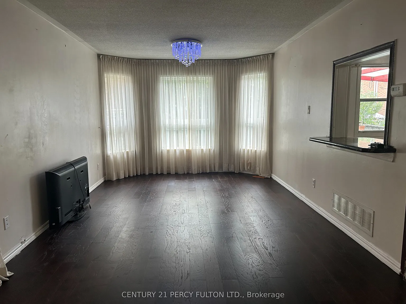 3 bed, $2,750 — Photo 3